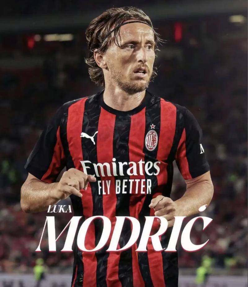 太阳报：B费夺冠面无表情，曼联球迷社媒盛赞他为称职队长